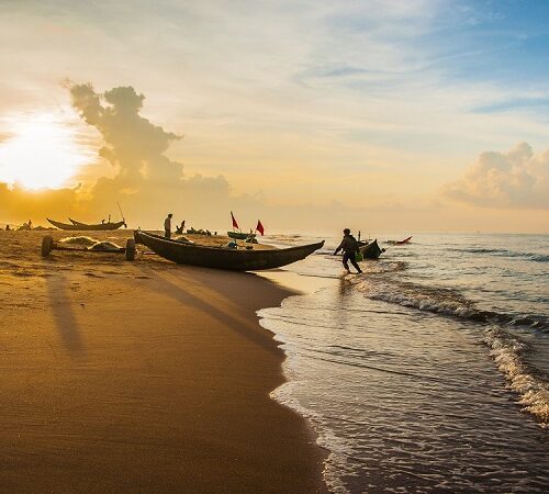 Biển hồ tràm buổi chiều tà