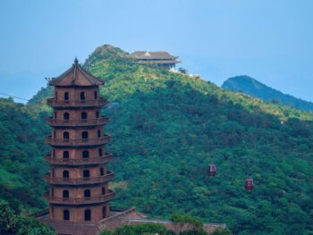 Lịch Trình Khám Phá Yên Tử 2 Ngày 1 Đêm Lý Tưởng