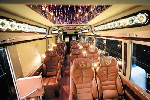 Giới Thiệu Về Dịch Vụ Thuê Xe Limousine 17 Chỗ Hà Nội
