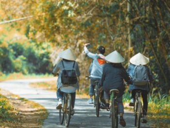 Những Quán Ăn Không Nên Bỏ Lỡ Khi Du Lịch Nam Cát Tiên