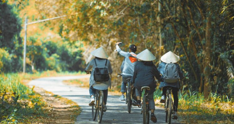 Những Quán Ăn Không Nên Bỏ Lỡ Khi Du Lịch Nam Cát Tiên