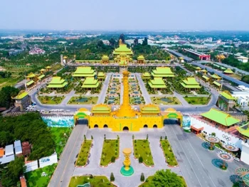 Gợi Ý Những Món Ăn Hấp Dẫn Nên Thử Khi Du Lịch Đại Nam